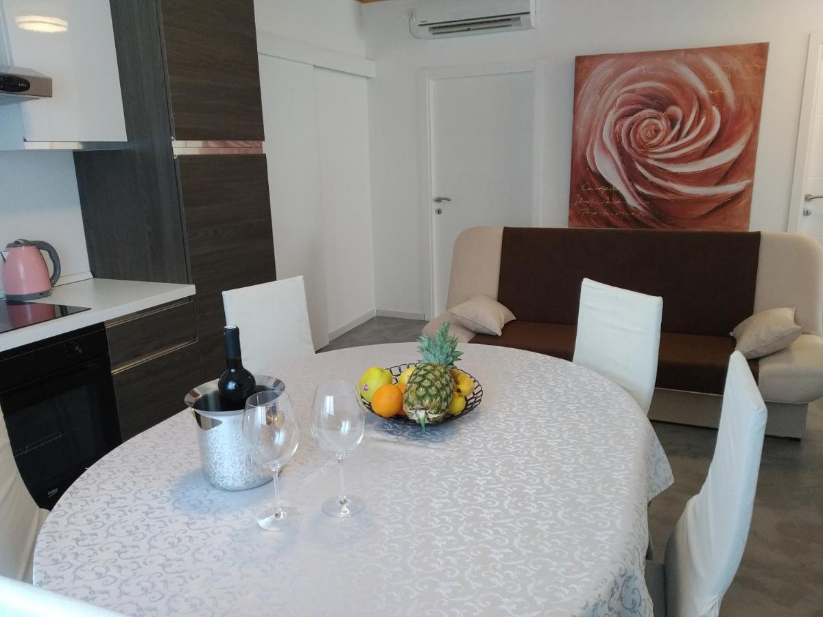 Appartement Ines à Novi Vinodolski Extérieur photo