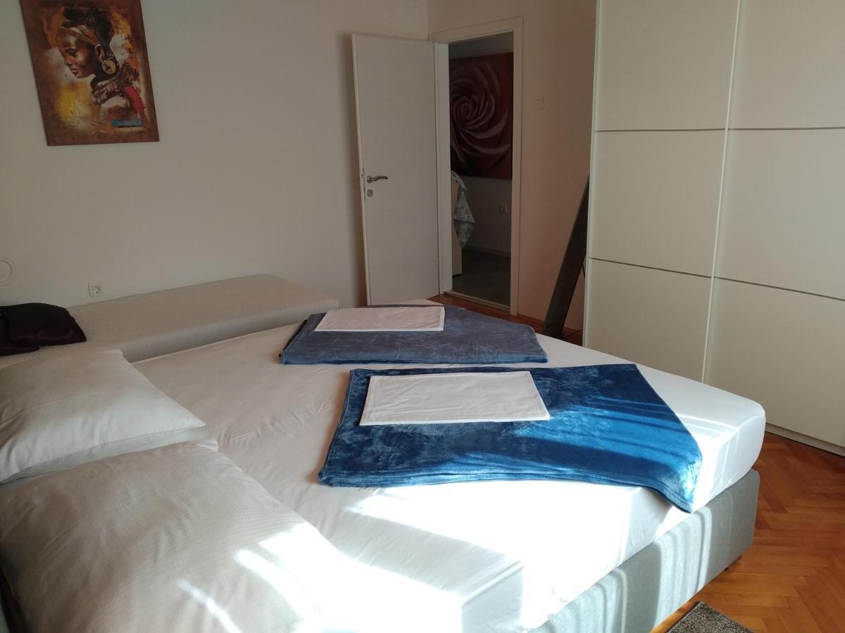 Appartement Ines à Novi Vinodolski Extérieur photo